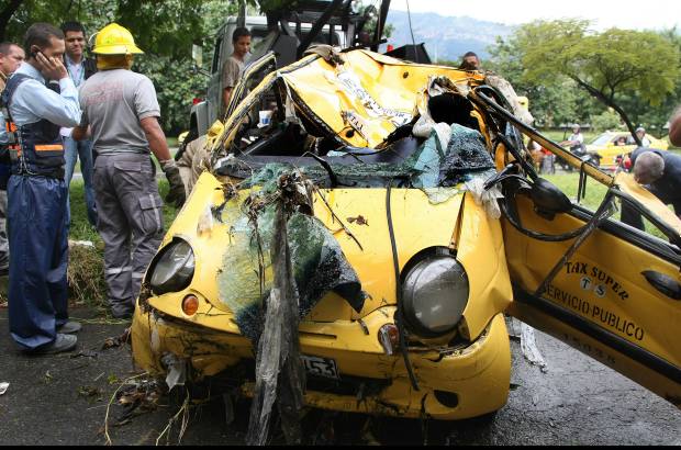 Juan Antonio S&#225;nchez - En el accidente resultaron heridas tres personas: el conductor del veh&#237;culo y dos pasajeros.