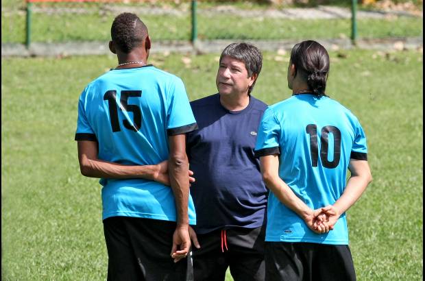 Juan Antonio Sánchez - Bolillo y dos grandes del cuadro rojo: John Viáfara y el príncipe Hernández.