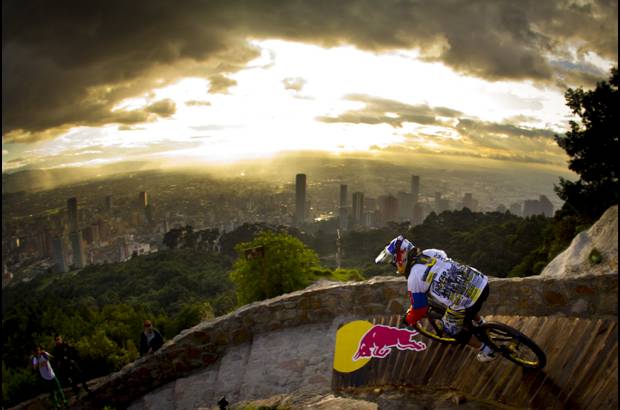 Cortes&#237;a Red Bull - Espectacular vista de la capital.