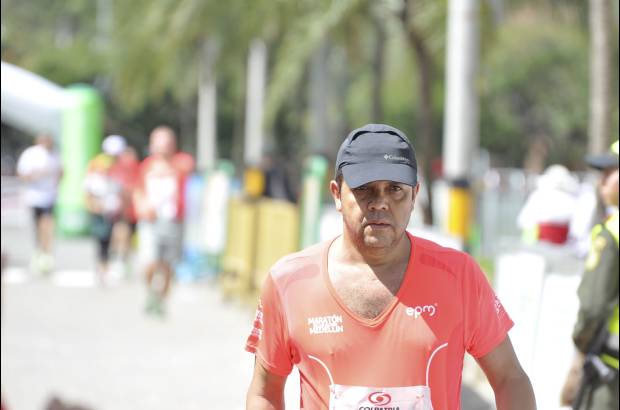 Esteban Jaramillo y Sebasti&#225;n Salazar - M&#225;s de 10 mil competidores se dieron cita en esta hist&#243;rica cita deportiva que se corr&#237;a en las modalidades de 5, 10, 21 y 42 kil&#243;metros.