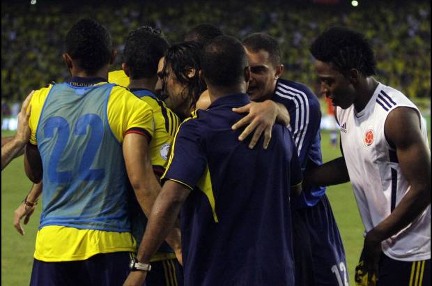 Juan Antonio S&#225;nchez - Los jugadores de la selecci&#243;n Colombia celebran el paso de Colombia al Mundial Brasil 2014.