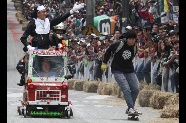 Hernán Vanegas - Un festival en el que hasta hubo tiempo para contar con la bendición divina.