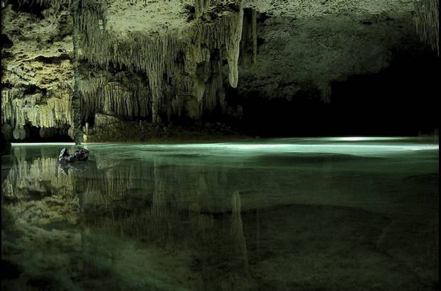 Cortes&#237;a - En este palacio de cristal de Yucat&#225;n se encuentra el 80% del agua de M&#233;xico.