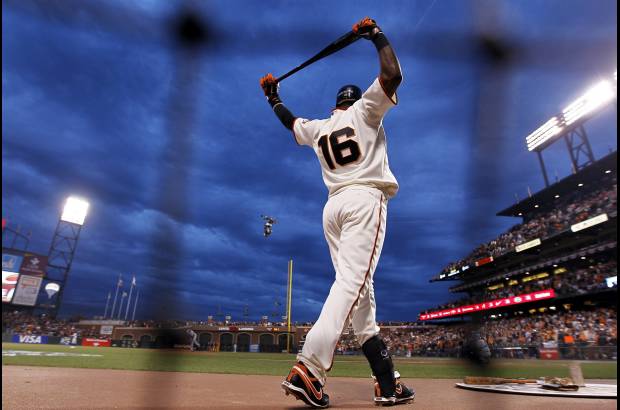 Reuters - Hasta ese momento, Rentería llevaba 53 turnos seguidos sin conectar un jonrón, remontándose al 4 de septiembre ante Ted Lilly de los Dodgers de Los Ángeles. Tampoco había disparado un jonrón en San Francisco desde el 27 de julio contra Brian Sanches de Florida.