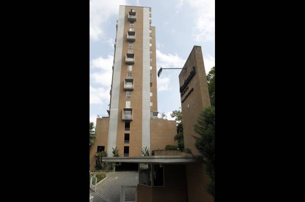 R&#243;binson S&#225;enz - La urbanizaci&#243;n est&#225; ubicada en la carrera 24DA # 10E-120, a unas pocas cuadras de Space, la unidad donde el pasado 12 de octubre se desplom&#243; una torre causando la muerte de 11 personas.