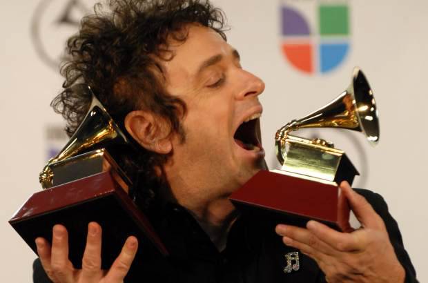 ap - Como solista cosech&#243; &#233;xitos casi tan importantes como con Soda Stereo, 11 nominaciones a los Grammys Latinos de los cuales gan&#243; cuatro.