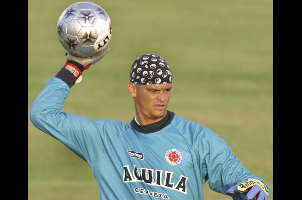 Foto archivo - El portero vallecaucano Miguel &#193;ngel Calero Rodr&#237;guez descrest&#243; con todo su talento en el club Independiente de Ginebra, el Club Sporting de Barraquilla, el Deportivo Cali, el Club Atl&#233;tico Nacional, el Pachuca y la selecci&#243;n Colombia.