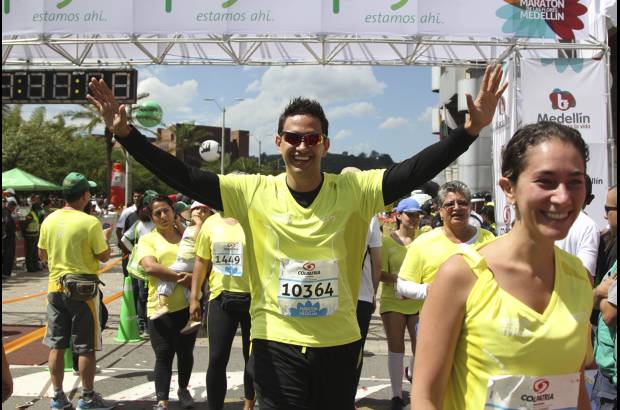Esteban Jaramillo y Sebastián Salazar - Más de 10 mil competidores se dieron cita en esta histórica cita deportiva que se corría en las modalidades de 5, 10, 21 y 42 kilómetros.
