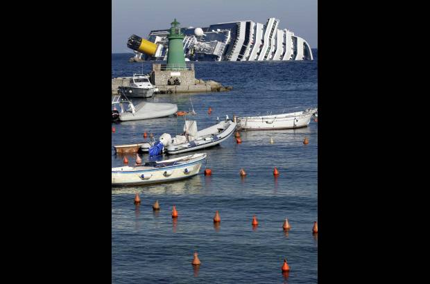 Reuters - El barco naufragado es el buque crucero Costa Concordia, la nave de pasajeros italiana m&#225;s grande.