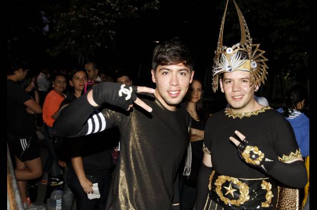 Foto Donaldo Zuluaga - Alegr&#237;a, emoci&#243;n, ansiedad y mucha expectativa es lo que sienten los fan&#225;ticos de Madonna para su concierto. Los madrugadores al estadio Atanasio Girardot saben que este mi&#233;rcoles 28 de noviembre ser&#225; un d&#237;a inolvidable. As&#237; se vive la jornada.
