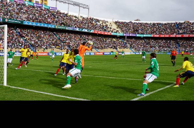 Cortes&#237;a Colf&#250;tbol - &quot;Todo sali&#243; seg&#250;n el libreto t&#233;cnico, todo muy clarito, sali&#243; como quer&#237;amos&quot;, dijo el volante colombiano Carlos S&#225;nchez. &quot;Por momentos se complic&#243; el partido, pero Colombia no se entreg&#243;, luch&#243; hasta el &#250;ltimo momento y ganamos&quot;.