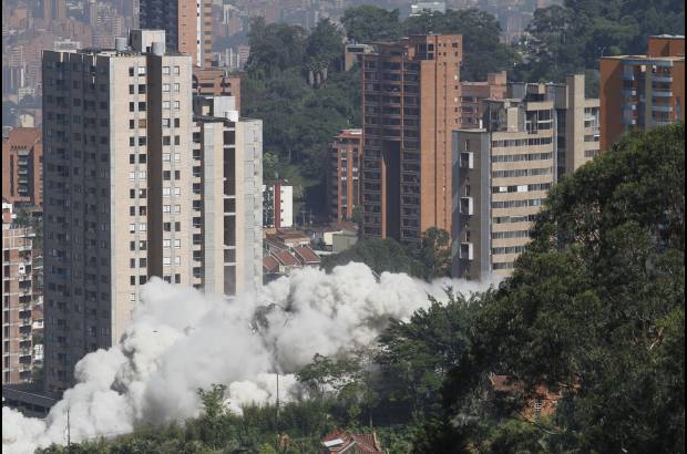 Edwin Bustamante - Cerca de 30.000 metros c&#250;bicos de escombros deber&#225;n ser recogidos.
