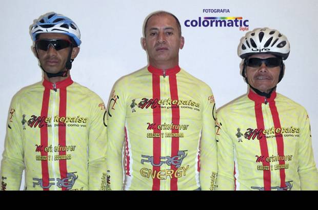 Cortes&#237;a - Rogelio Meneses, Jorge R&#237;os y Germ&#225;n Herrera, de Merkepaisa.