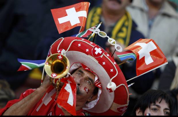 Reuters - Mucha alegría para apoyar a ambas selecciones.