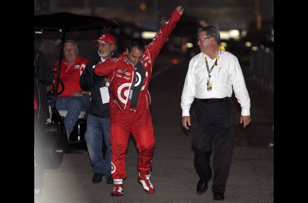 Reuters - La explosi&#243;n del tanque de combustible del cami&#243;n limpiador gener&#243; una escena nunca vista en la pista de Daytona International Speedway, donde se corre la primera prueba de la temporada Nascar y la m&#225;s importante del calendario automovil&#237;stico estadounidense.