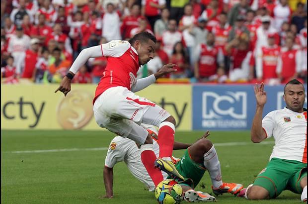 COLPRENSA - Dos triunfos locales, dos victorias visitantes y cinco empates, con 16 goles, cerraron una jornada que perfiló a Santa Fe, Itagüí y Once Caldas en busca de la clasificación anticipada, mientras que dejó sin opciones de pelear a varios clubes que ya deben pensar en el segundo semestre.