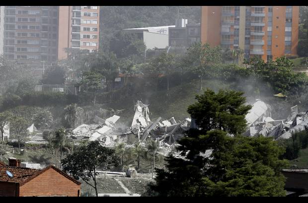 Donaldo Zuluaga - Las autoridades locales calificaron de exitosa la operaci&#243;n de implosi&#243;n y pidieron respeto con las v&#237;ctimas de la tragedia.