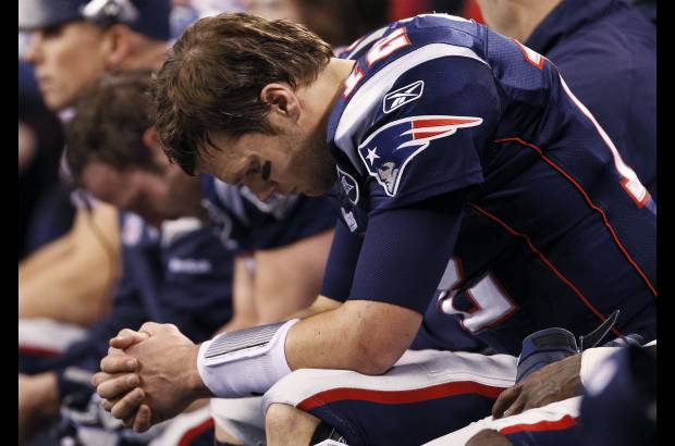 AP - Este fue el primer Super Bowl en el que chocan dos mariscales de campo que previamente ganaron el t&#237;tulo de MVP en partido de final de la NFL, con Tom Brady por los Patriots que buscaba su tercer premio y el cuarto t&#237;tulo para su equipo.