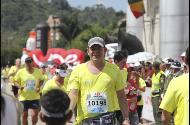 Esteban Jaramillo y Sebastián Salazar - Más de 10 mil competidores se dieron cita en esta histórica cita deportiva que se corría en las modalidades de 5, 10, 21 y 42 kilómetros.