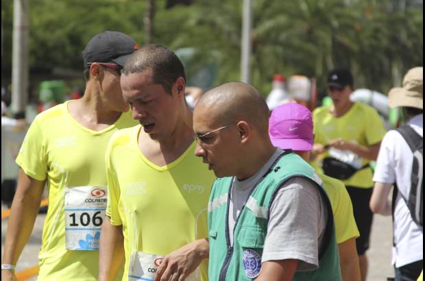 Esteban Jaramillo y Sebastián Salazar - Más de 10 mil competidores se dieron cita en esta histórica cita deportiva que se corría en las modalidades de 5, 10, 21 y 42 kilómetros.