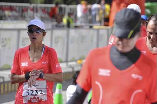 Esteban Jaramillo y Sebasti&#225;n Salazar - M&#225;s de 10 mil competidores se dieron cita en esta hist&#243;rica cita deportiva que se corr&#237;a en las modalidades de 5, 10, 21 y 42 kil&#243;metros.