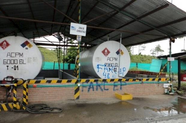 Cortes&#237;a - El hecho ocurri&#243; el pasado martes a las 8:00 de la ma&#241;ana en el campamento de la constructora de la pavimentaci&#243;n Puente Internacional � Santa Ana en la v&#237;a que conduce a la inspecci&#243;n de El Tigre, en el bajo Putumayo.