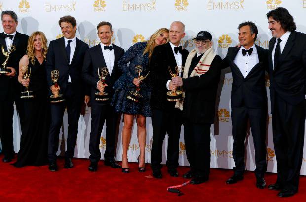 Reuters - La competencia fue más intensa por el premio de mejor telefilme donde "The Normal Heart" se hizo con el triunfo a pesar de no lograr ningún galardón de actuación, ni dirección, ni guión. Fue otra película, "Sherlock: His Last Vow", la que dominó esa categoría.