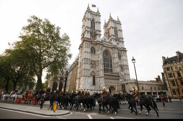 Reuters - La abadía de Westminster amaneció con sus puertas cerradas al público, a 48 horas de la boda.