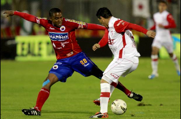 Colprensa - El partido estuvo dominado más por el poder defensivo que ofensivo.