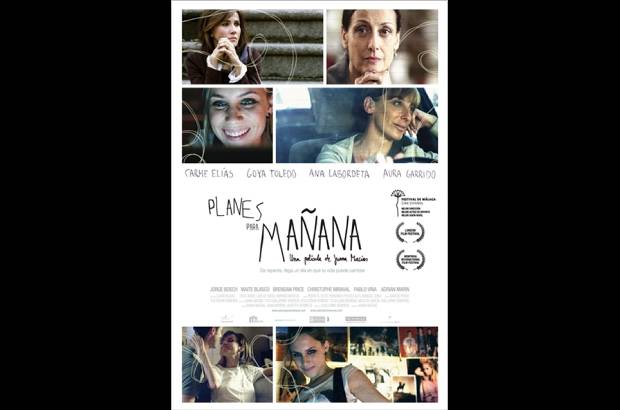 Planes para ma&#241;ana - Hoy, el d&#237;a que pasamos junto a In&#233;s, Antonia, Marian y M&#243;nica, es el m&#225;s importante de sus vidas. Es el d&#237;a en que deber&#225;n elegir entre atreverse a volverlo todo al rev&#233;s o marchitarse lentamente en los errores antiguos. En una lucha contra la rutina y los estereotipos, contra sus propios miedos y sentimientos de culpa, tienen la oportunidad de empezar desde cero.