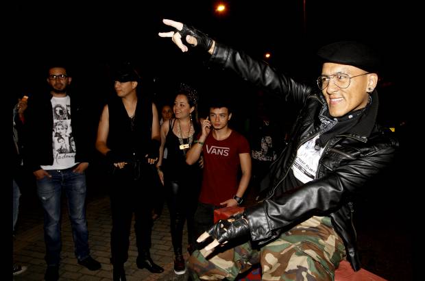 Foto Donaldo Zuluaga - Alegr&#237;a, emoci&#243;n, ansiedad y mucha expectativa es lo que sienten los fan&#225;ticos de Madonna para su concierto. Los madrugadores al estadio Atanasio Girardot saben que este mi&#233;rcoles 28 de noviembre ser&#225; un d&#237;a inolvidable. As&#237; se vive la jornada.