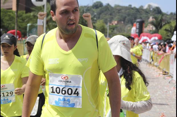 Esteban Jaramillo y Sebastián Salazar - Más de 10 mil competidores se dieron cita en esta histórica cita deportiva que se corría en las modalidades de 5, 10, 21 y 42 kilómetros.