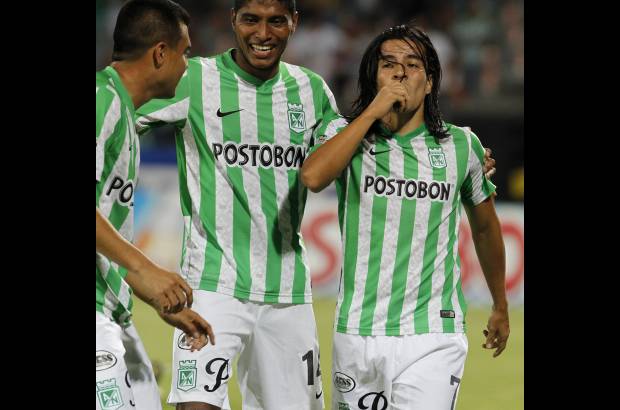 Edwin Bustamante - Sherman C&#225;rdenas anot&#243; un tanto y fue una de las grandes figuras en el primer triunfo por liga del campe&#243;n vigente.