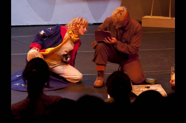 Cortes&#237;a - El Principito se ha llevado a varios formatos. En teatro, por ejemplo, se present&#243; en el Peque&#241;o Teatro.