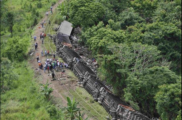 Reuters - As&#237; qued&#243; el tren denominado La Bestia que se descarril&#243; esta semana y dej&#243; 6 muertos y decenas de heridos.