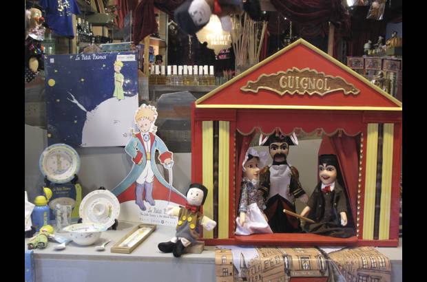 Claudia Arango - La tienda de souvenirs en Lyon. Detalles para comprar del peque&#241;o Pr&#237;ncipe.
