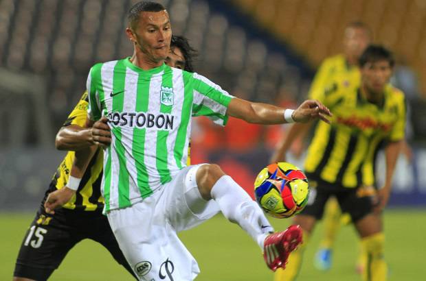 R&#211;BINSON S&#193;ENZ - Nacional lleg&#243; a nueve puntos, los mismos de Santa Fe que gan&#243; 1-0 a Patriotas y de Chic&#243; que se impuso a Millonarios.