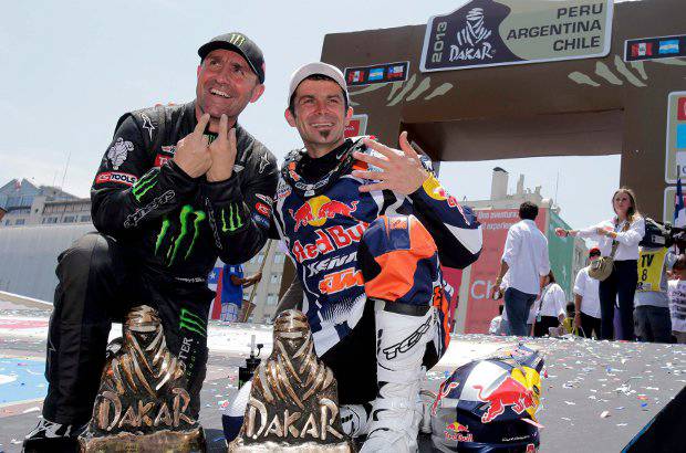 Reuters - El Dakar 2013 dijo adiós. Los franceses Stéphane Peterhansel y Cyril Despres fueron los reyes.