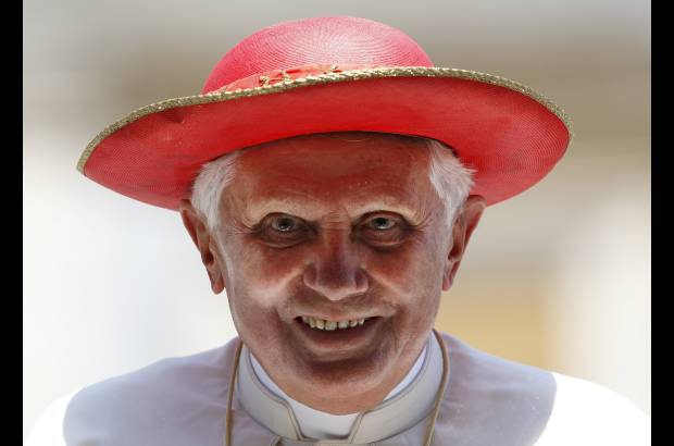 Reuters - El nombre de Benedicto es el tercero m&#225;s escogido en la historia de Pont&#237;fices. Solo es superado por Juan, elegido en 23 ocasiones y por Gregorio, en 16. Benedicto significa &quot;bendito&quot;.