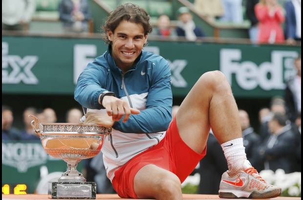 Reuters - En su octava final en Par&#237;s derrot&#243; a su compatriota Ferrer con una gran contundencia, 6-3, 6-2, 6-3, en 2 horas y 17 minutos.