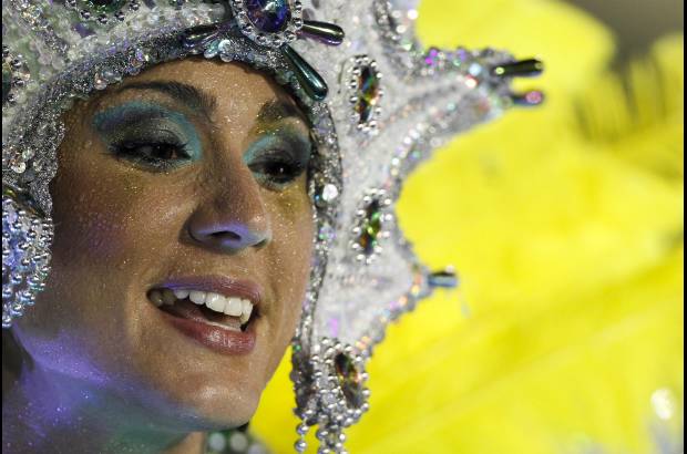 Reuters - Las escuelas de samba se preparan durante todo el a&#241;o para participar en el Carnaval de R&#237;o de Janeiro. En escena Imperatriz Leopoldinense.
