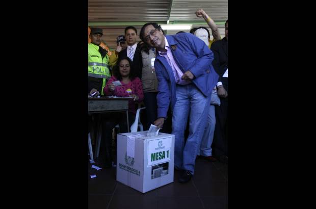 Colprensa - Petro votó en Bogotá.