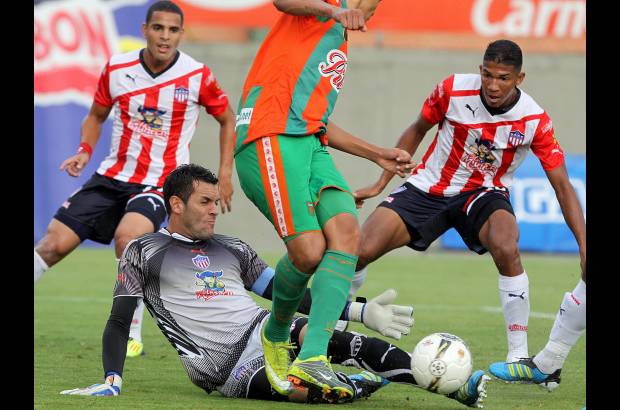 Julio C&#233;sar Herrera - Envigado super&#243; por 2-0 a Junior.