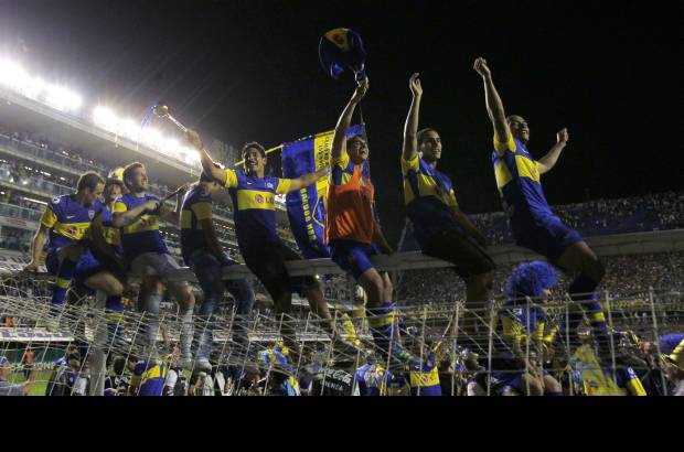 Reuters - Boca gan&#243; el Torneo Apertura 2011 de la Primera Divisi&#243;n, que supone su vig&#233;simo cuarto t&#237;tulo de campe&#243;n desde que en 1931 se instaur&#243; el profesionalismo en el f&#250;tbol de Argentina.