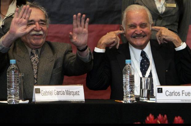 AP - El Premio Rómulo Gallegos en 1977, Cervantes en 1987, Príncipe de Asturias en 1994 y la Gran Cruz de la Orden de Isabel la Católica en 2009 son algunos de los reconocimientos que en vida recibió el prolífico escritor.