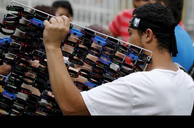 Foto Donaldo Zuluaga - Alegr&#237;a, emoci&#243;n, ansiedad y mucha expectativa es lo que sienten los fan&#225;ticos de Madonna para su concierto. Los madrugadores al estadio Atanasio Girardot saben que este mi&#233;rcoles 28 de noviembre ser&#225; un d&#237;a inolvidable. As&#237; se vive la jornada.