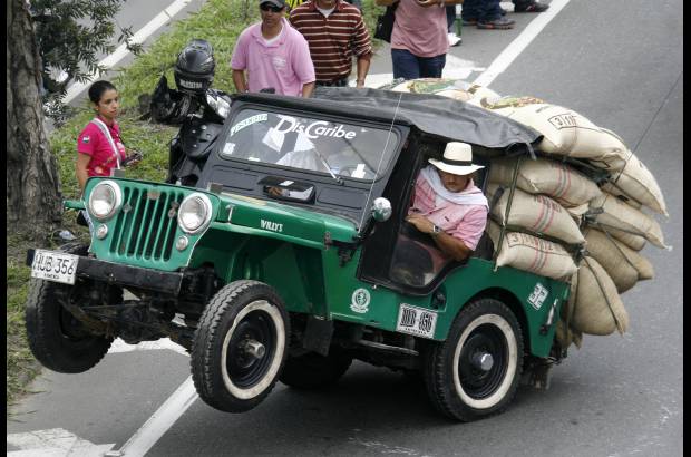 Esteban Vanegas - Carros campesinos en el Desfile a Caballo.