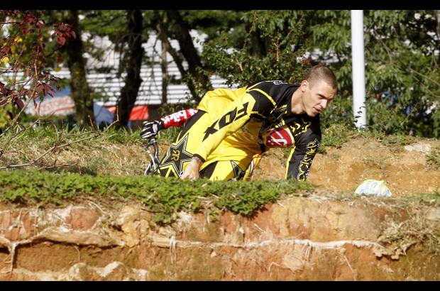 Donaldo Zuluaga - El campeón olímpico Strombergs montó en la pista de Envigado.