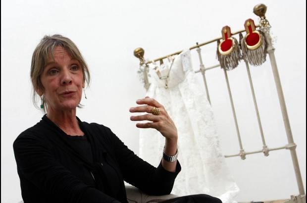 Colprensa - Olga Piedrahita es reconocida por crear puestas en escena interviniendo espacios a donde la moda usualmente no llega.