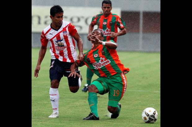 Julio C&#233;sar Herrera - Envigado super&#243; por 2-0 a Junior.